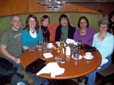 le-club-francais-at-fratellis A joyful crowd!...